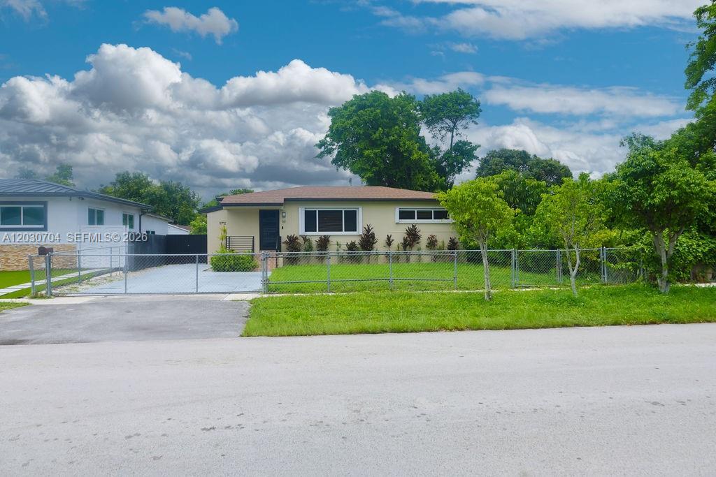 161 E 36th St, Hialeah FL 33013 photo 5