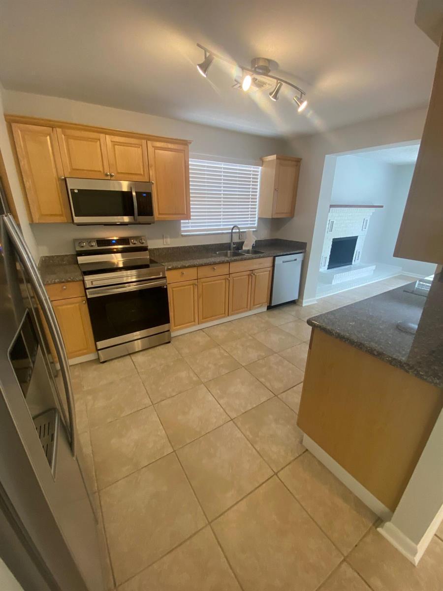 1317 Willow Road, West Palm Beach FL 33406 photo 5