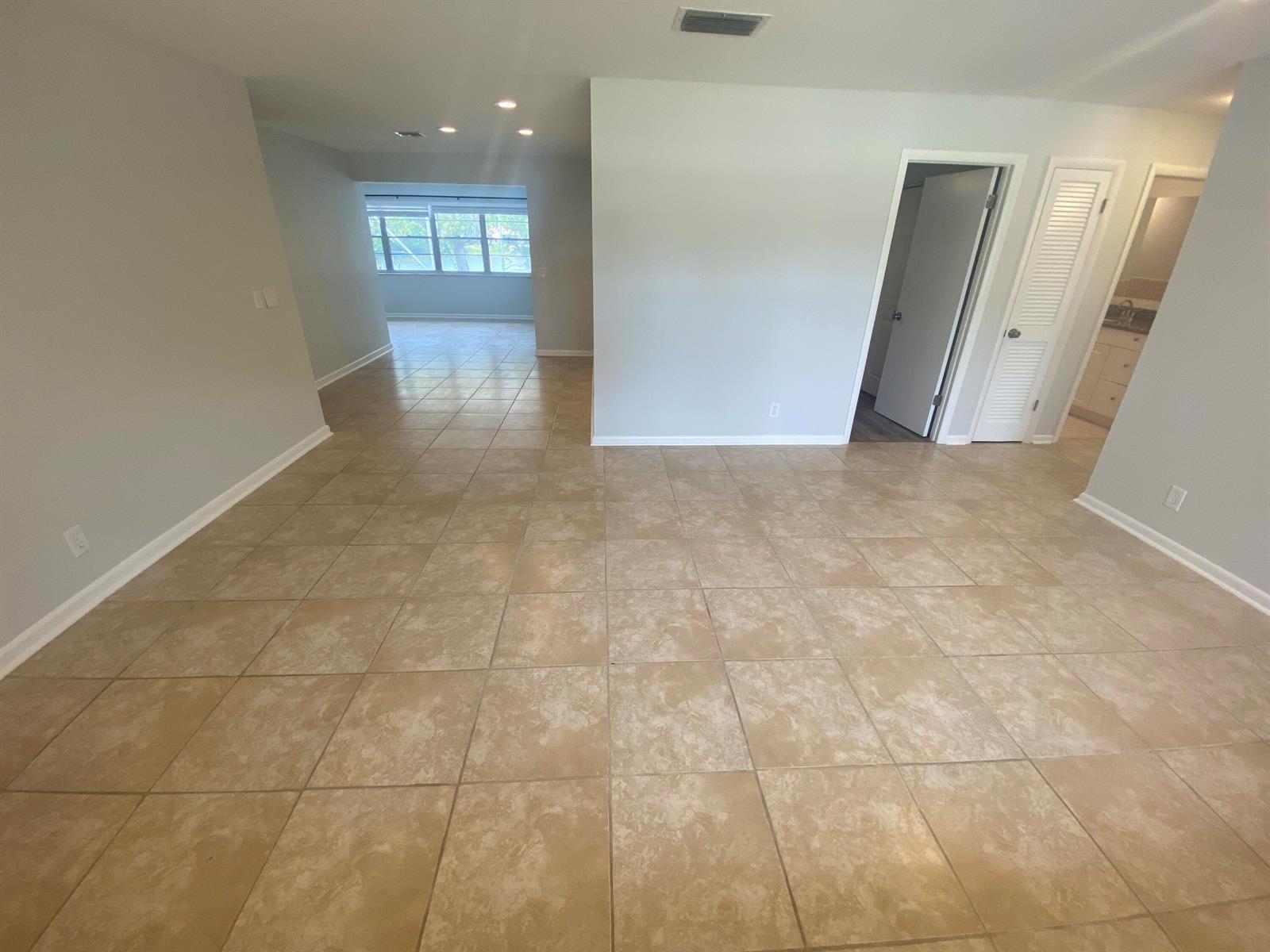 1317 Willow Road, West Palm Beach FL 33406 photo 4