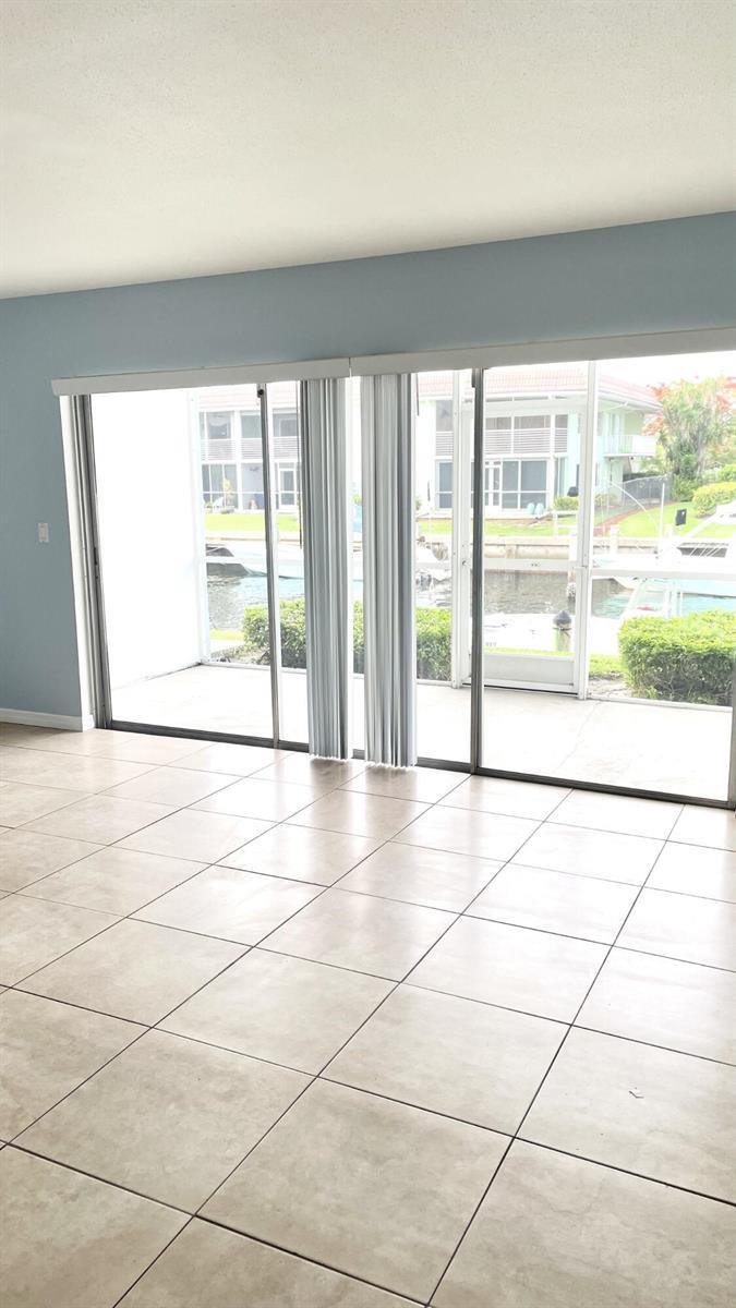 120 Wettaw Lane # 112, North Palm Beach FL 33408 photo 4