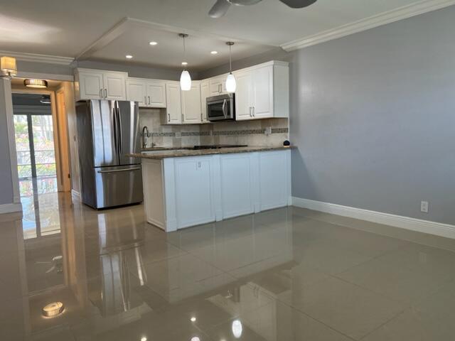 800 W Horizons W # 211, Boynton Beach FL 33435 photo 2