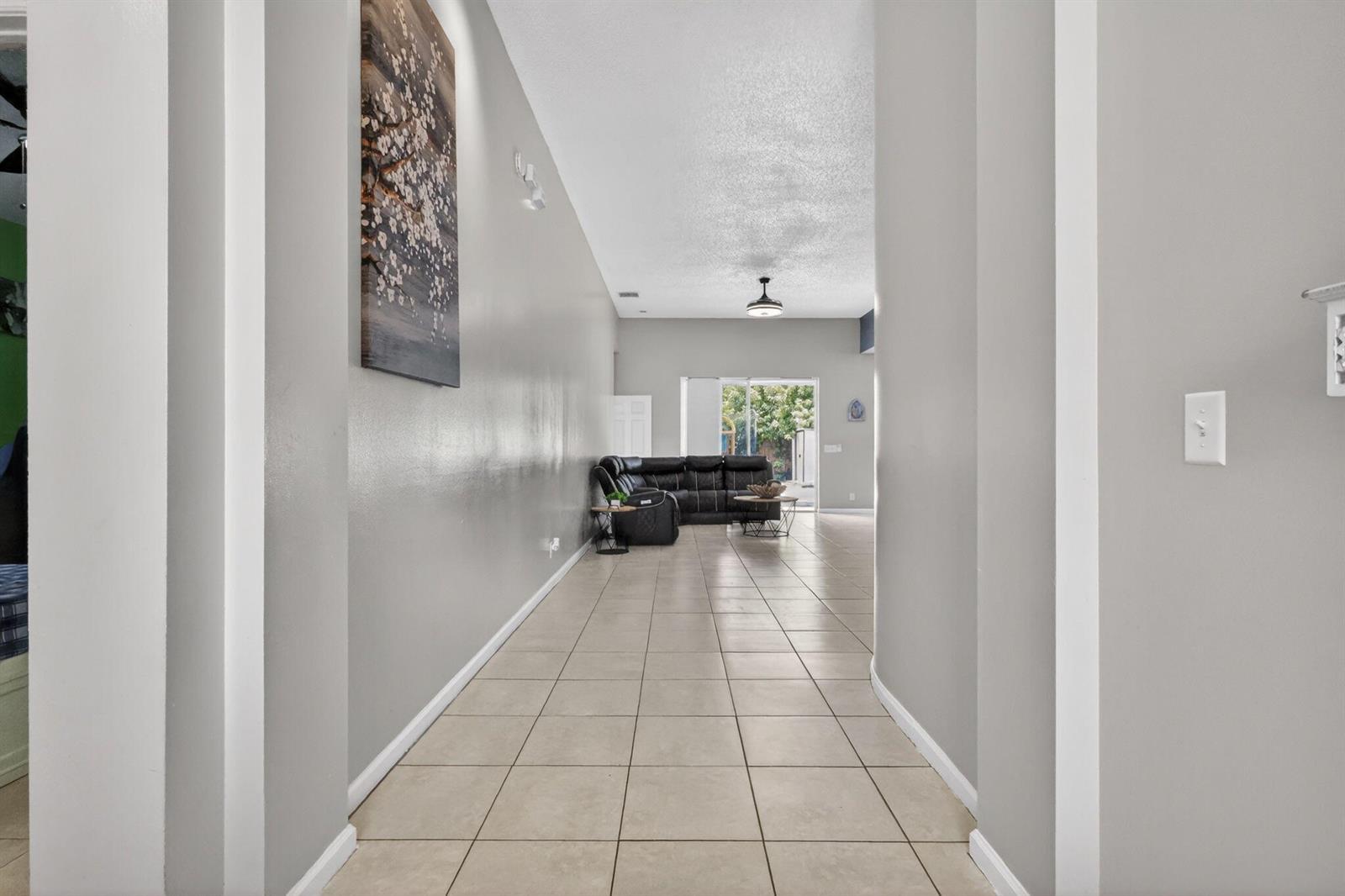 5291 Fox Trace, West Palm Beach FL 33417 photo 4