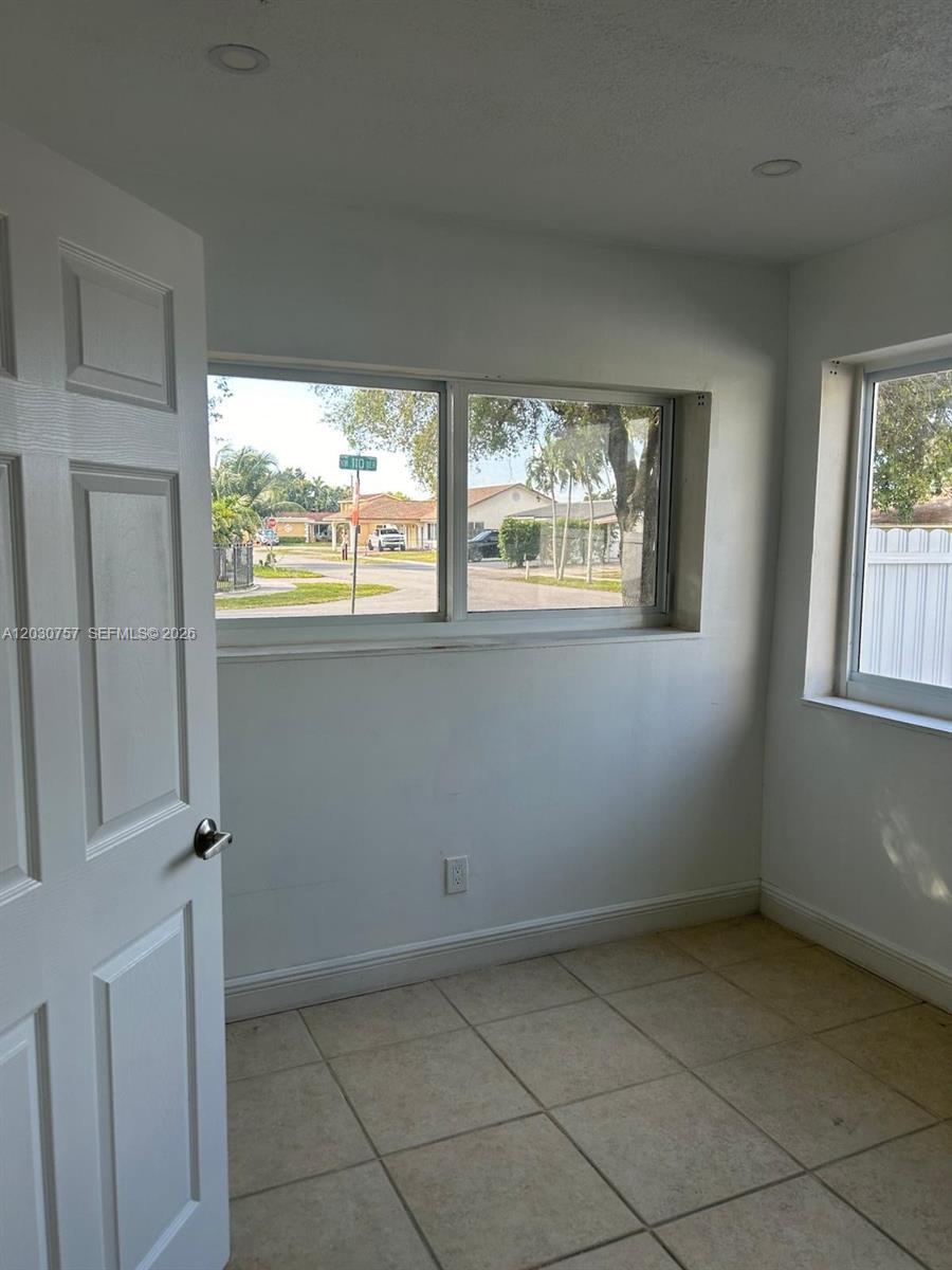 6331 NW 110th Ter, Hialeah FL 33012 photo 2