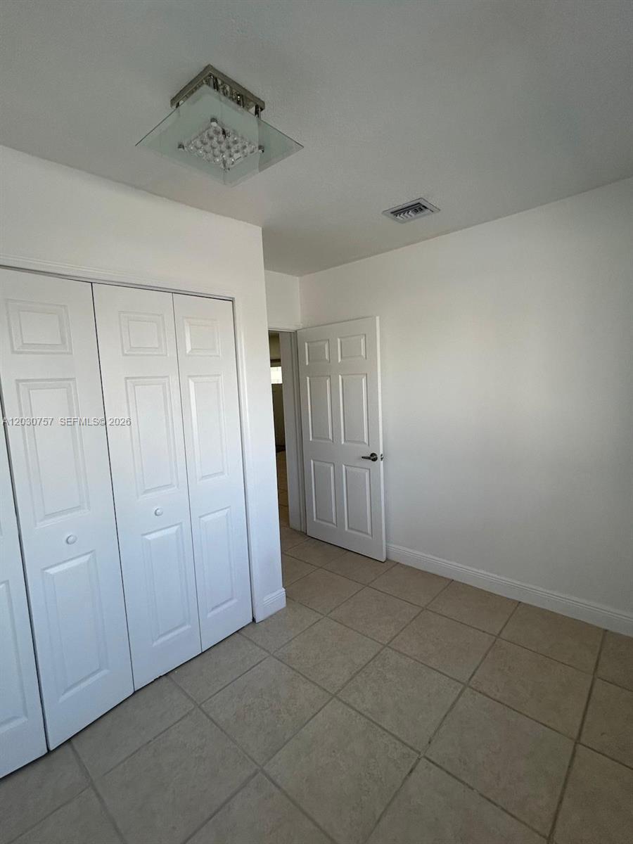 6331 NW 110th Ter, Hialeah FL 33012 photo 5