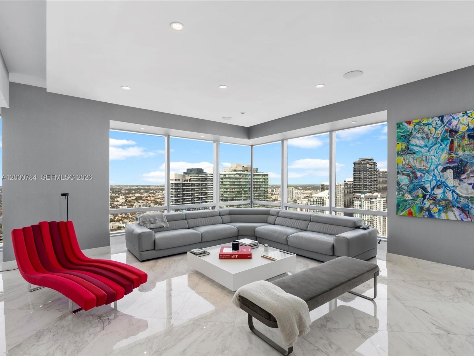 1425 Brickell Ave, Miami FL 33131 photo 2