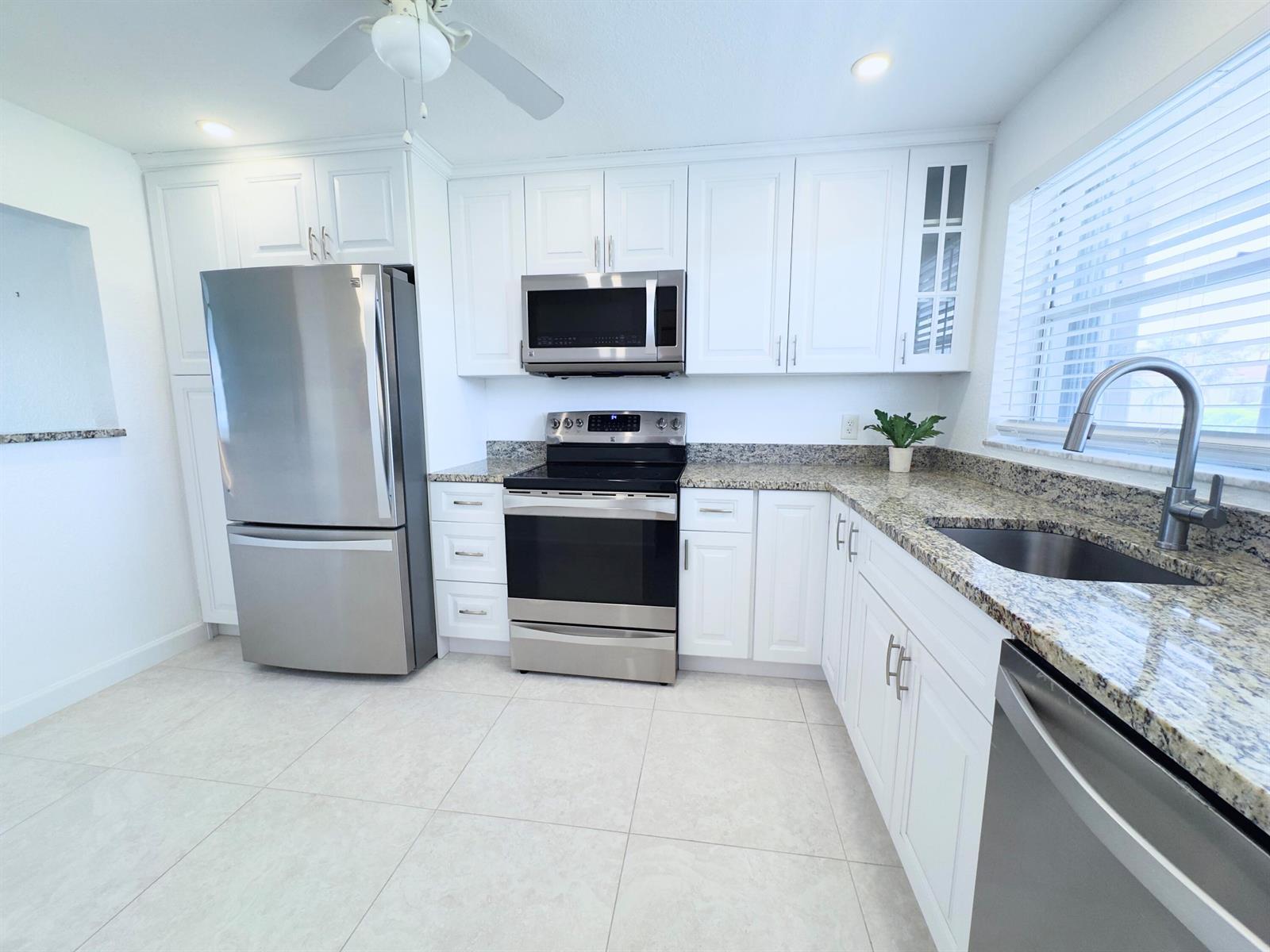 2016 S Federal Highway # 404, Boynton Beach FL 33435