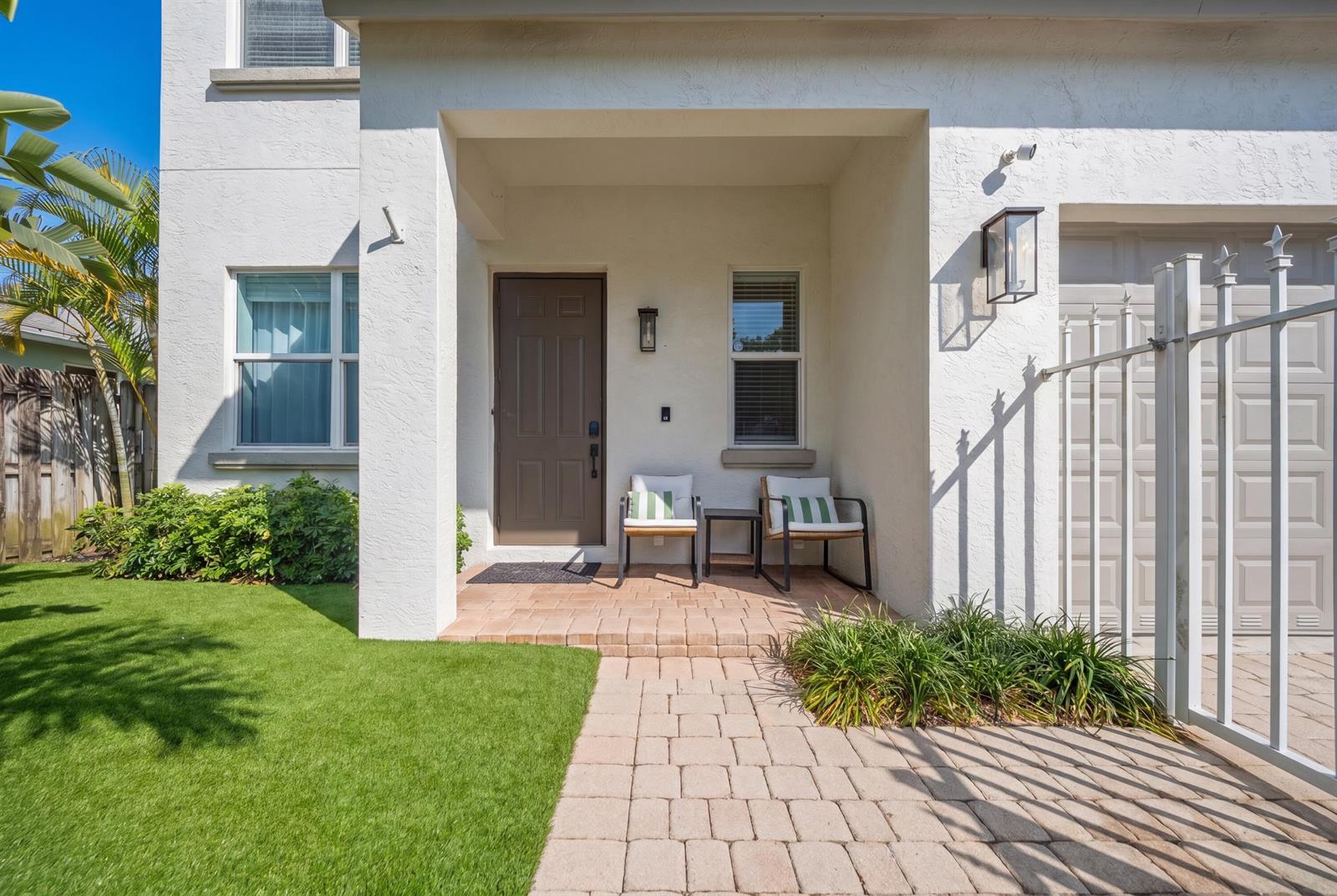 417 SW 8th Street, Fort Lauderdale FL 33315 photo 3