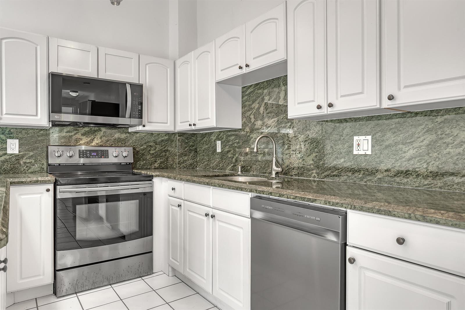 1279 Periwinkle Place, Wellington FL 33414 photo 5