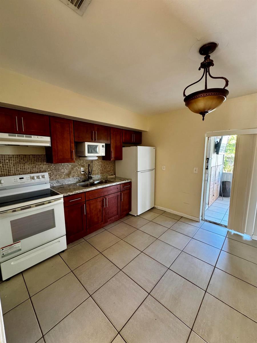 2824 N Dixie Highway # 2824, Boca Raton FL 33431 photo 3