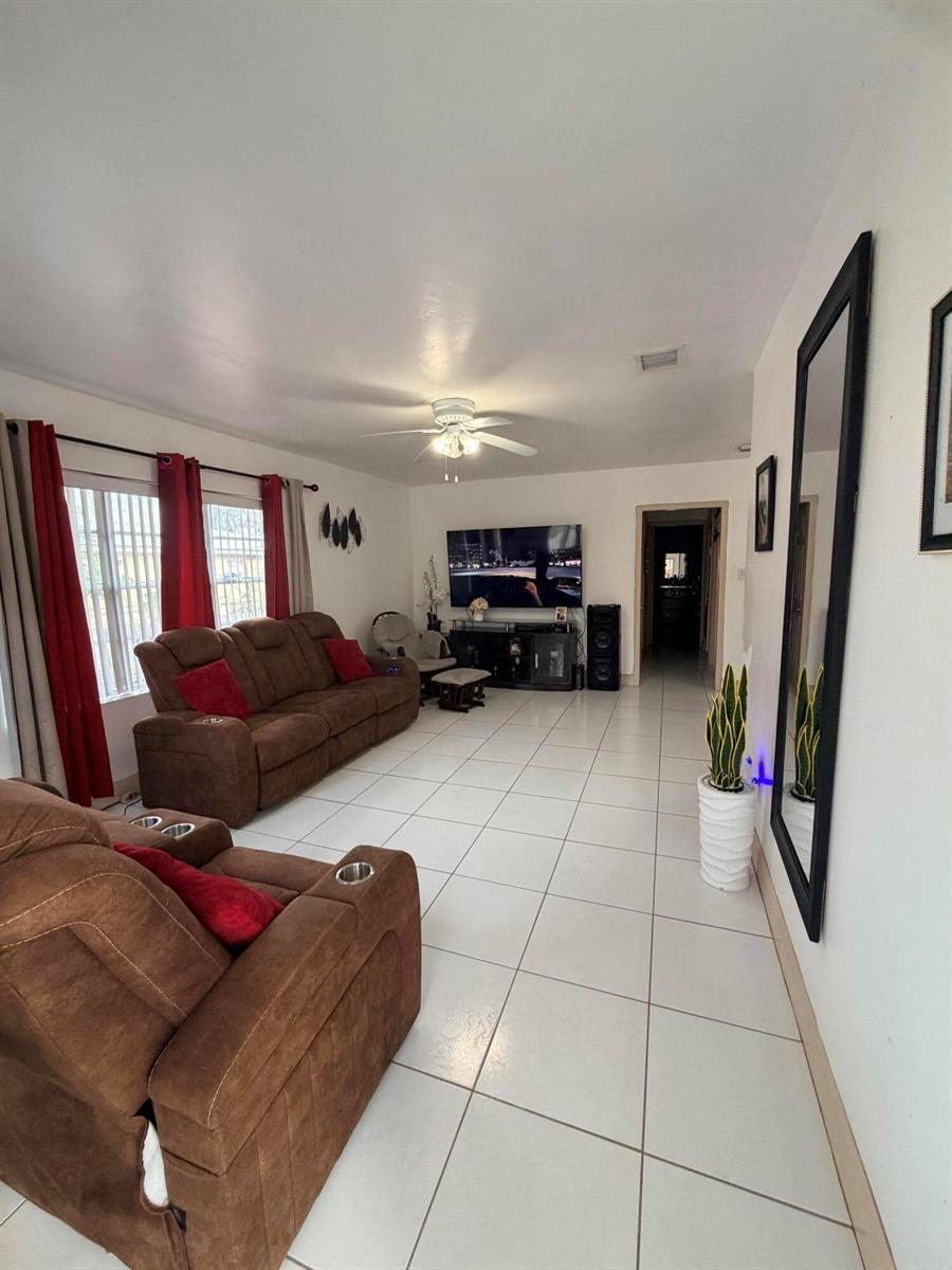 208 NW Avenue H Place, Belle Glade FL 33430 photo 5
