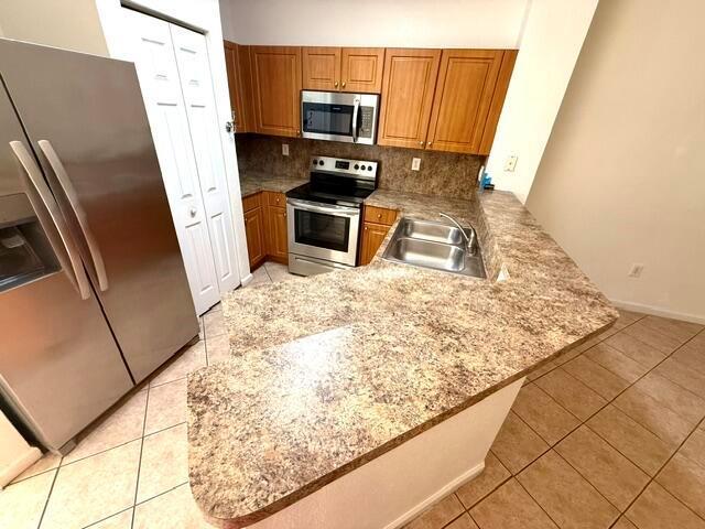460 Princess Drive, Margate FL 33068 photo 3
