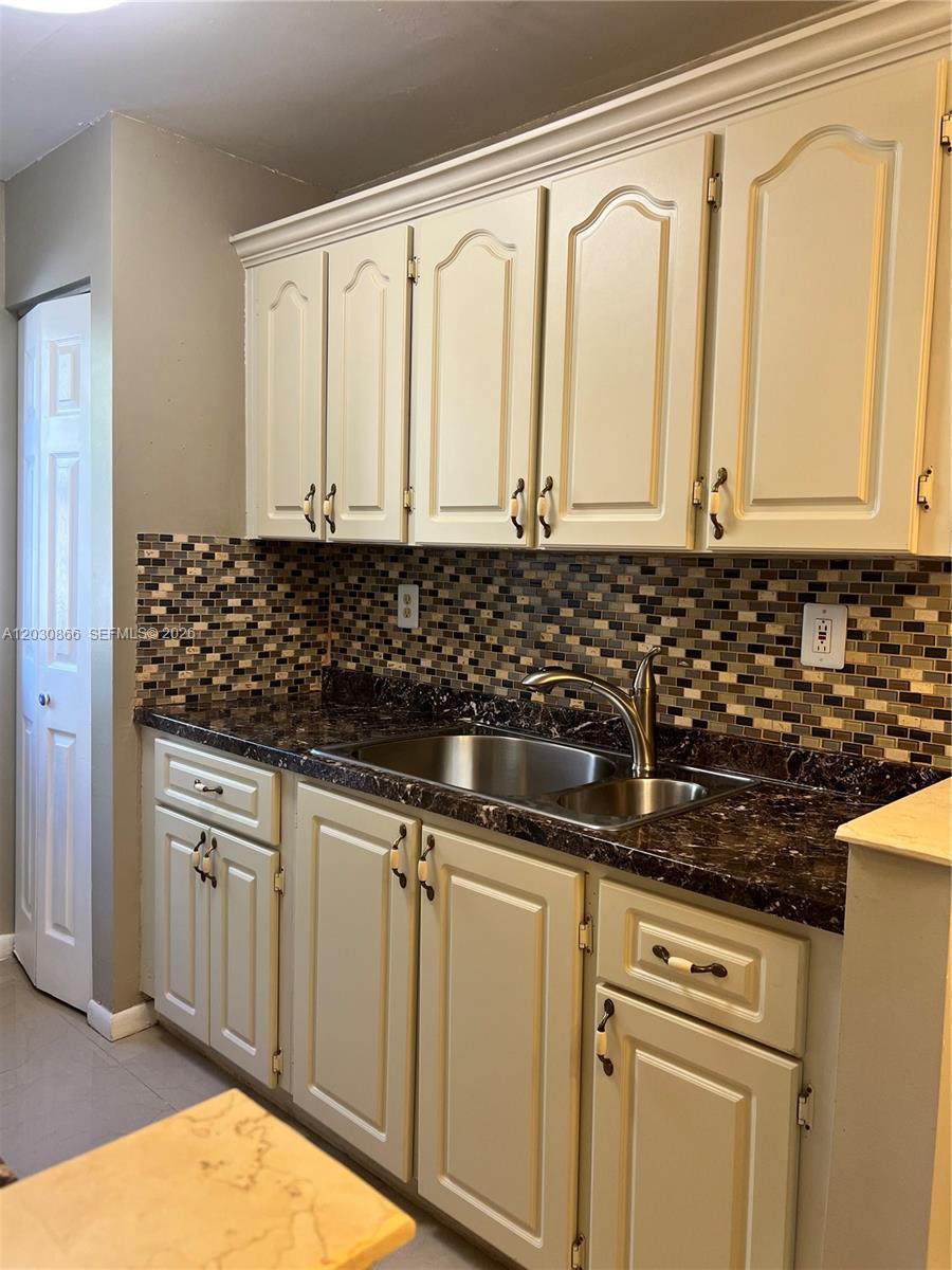 15600 SW 80th St # 212, Miami FL 33193 photo 4