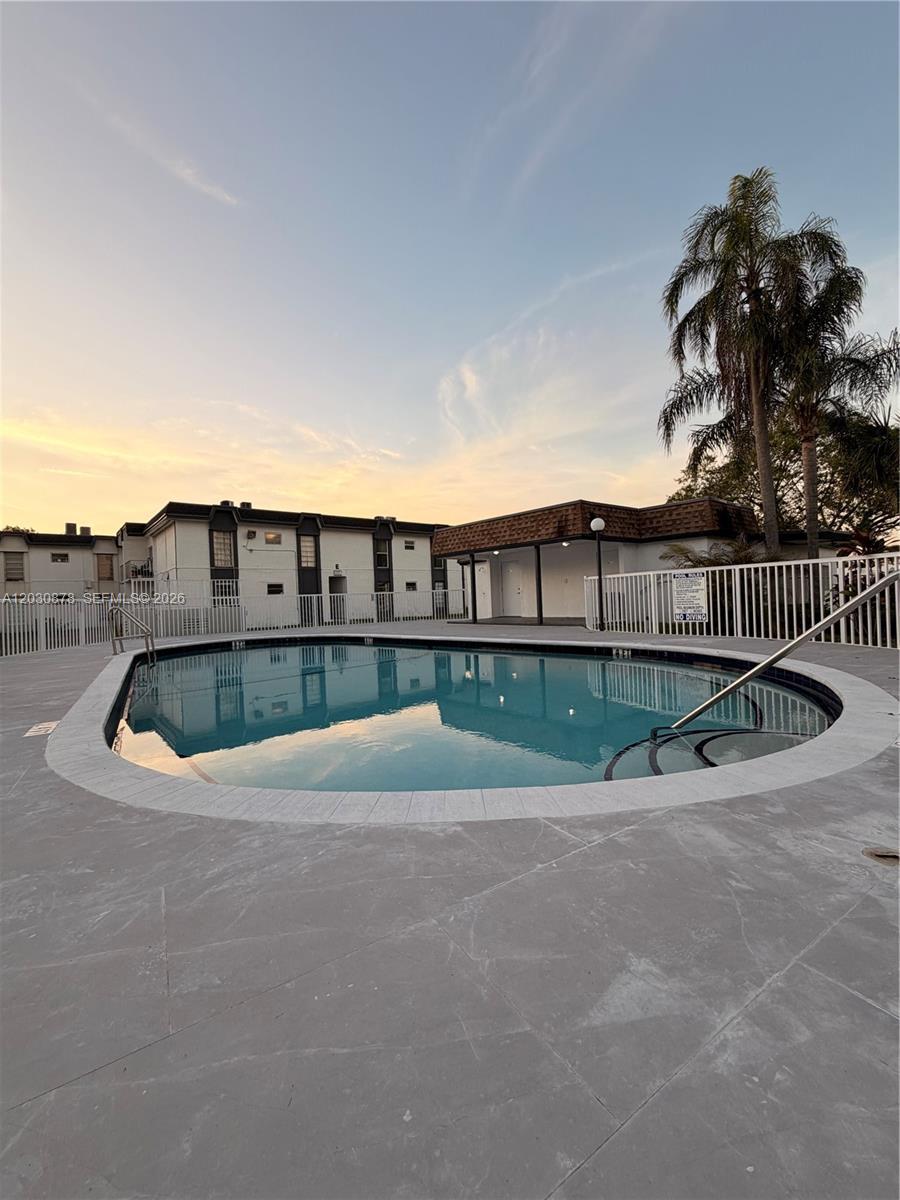 7250 SW 94th Pl # B8, Miami FL 33173 photo 4