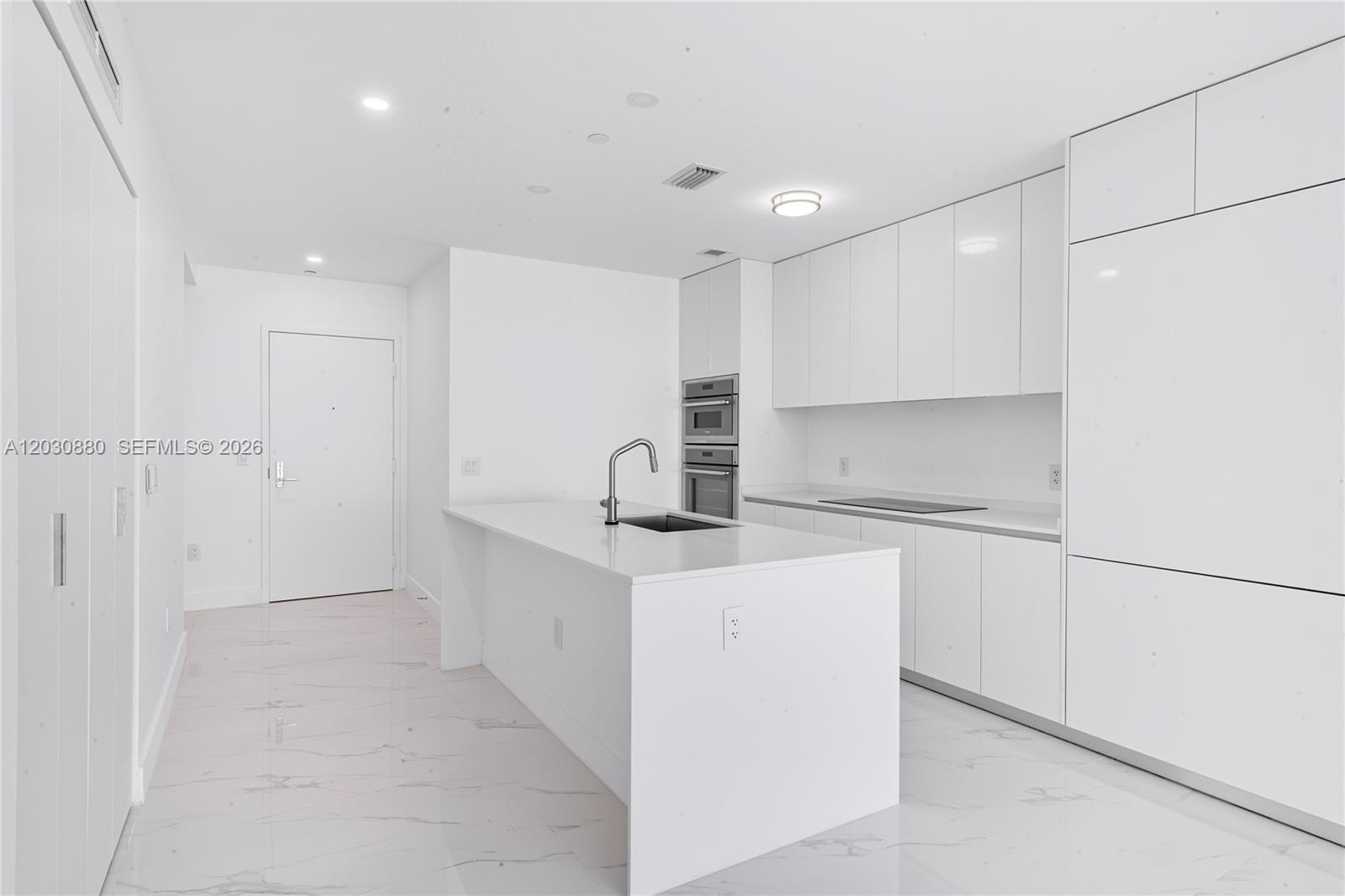 700 NE 24th St # 3502, Miami FL 33137 photo 5