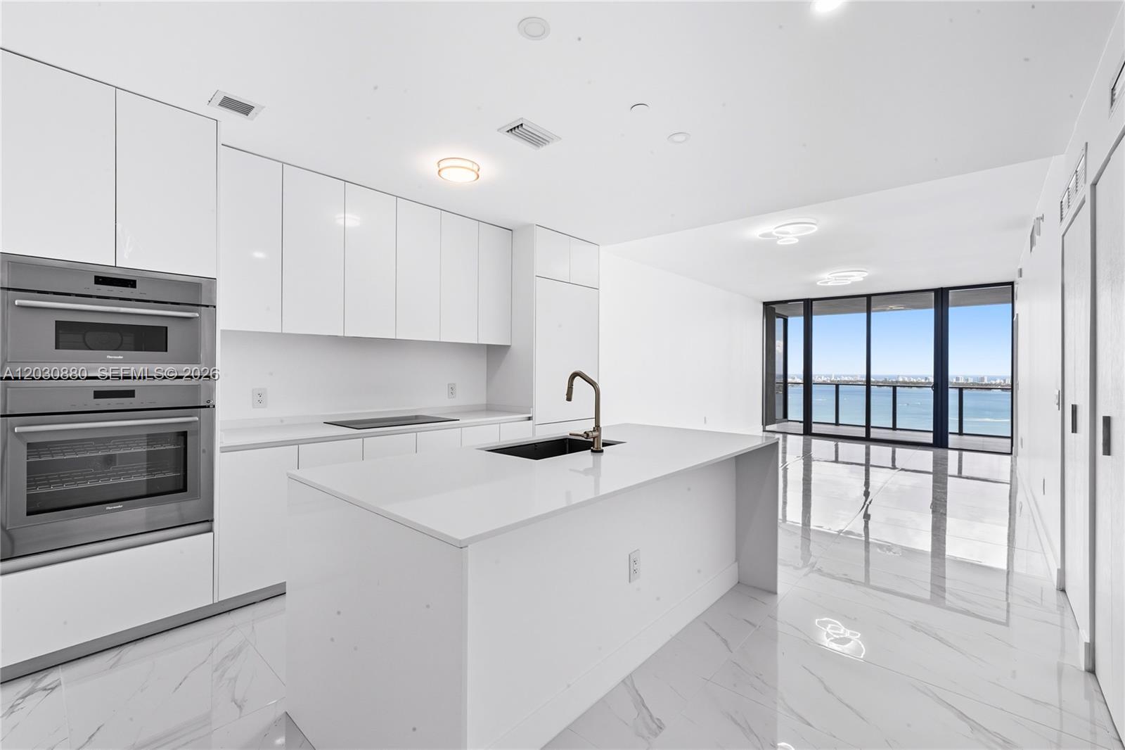 700 NE 24th St # 3502, Miami FL 33137 photo 4