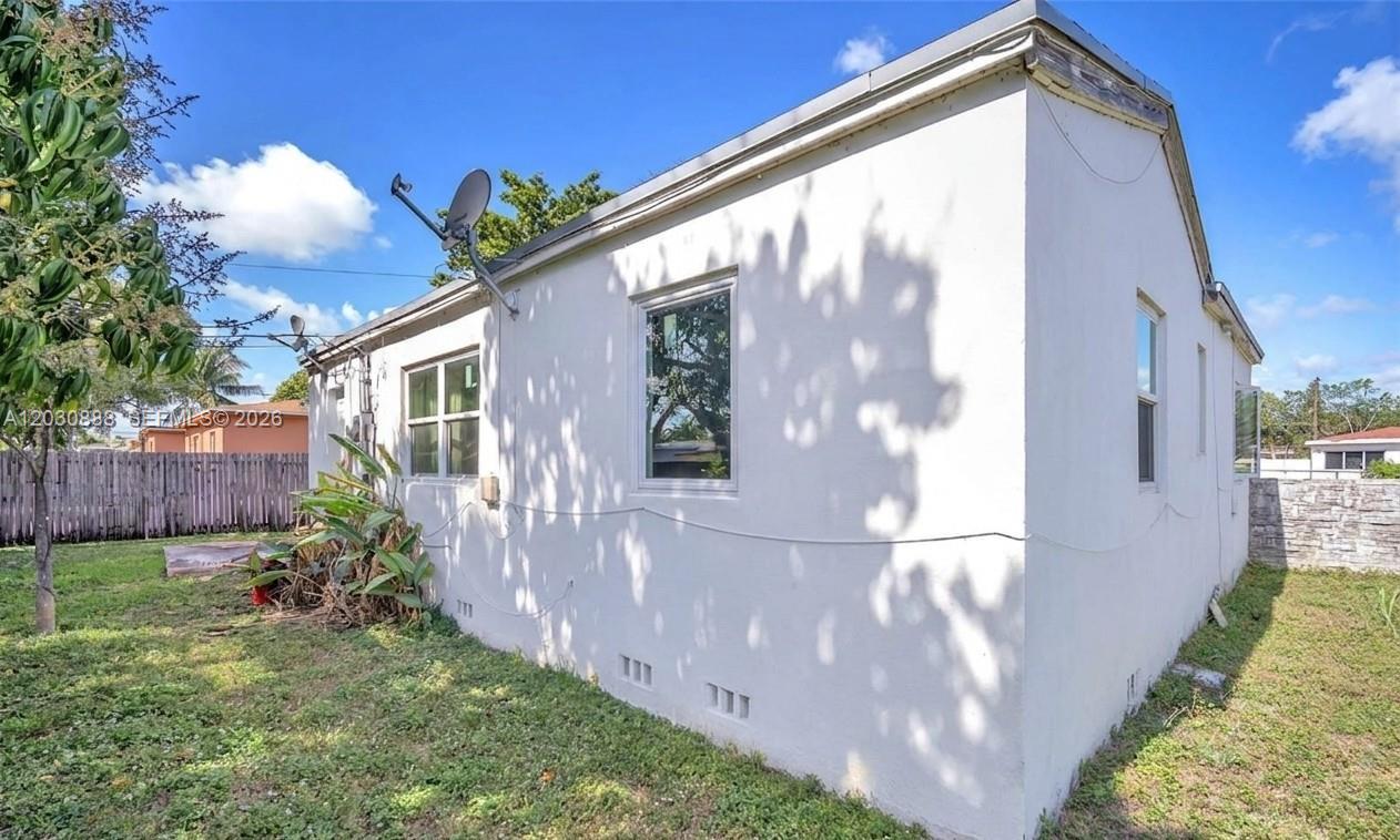 1236 Jann Ave, Opa-Locka FL 33054 photo 4
