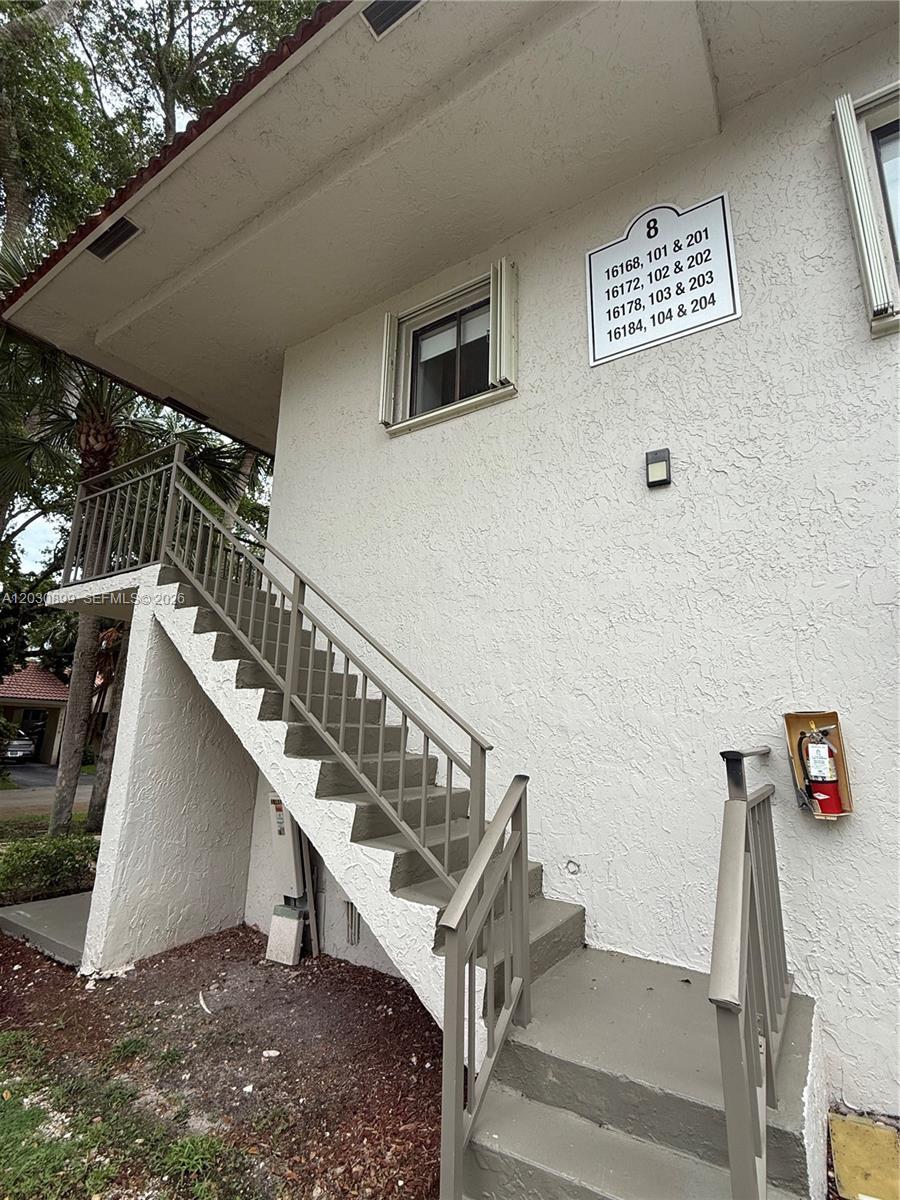 16184 Laurel Dr # 204, Weston FL 33326 photo 3