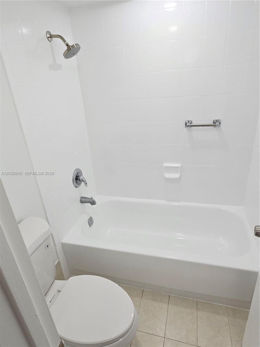 8821 W Flagler St # 313, Miami FL 33174 photo 3