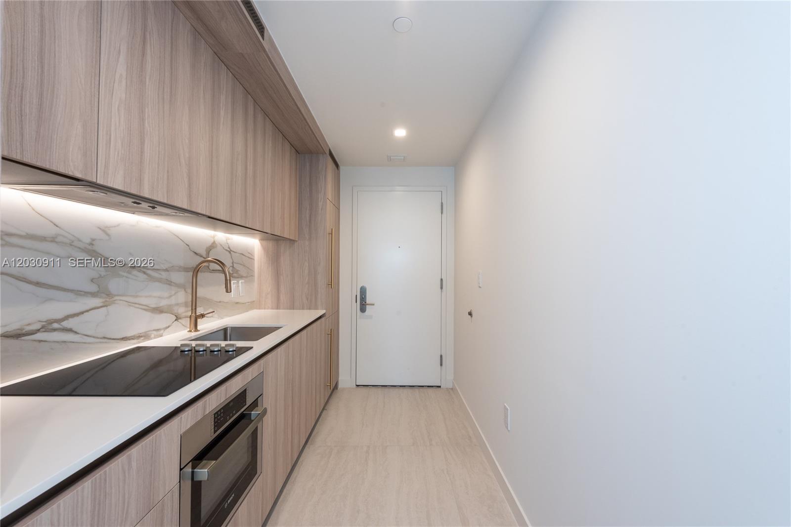 77 SE 5th Street # 1804, Miami FL 33131 photo 2
