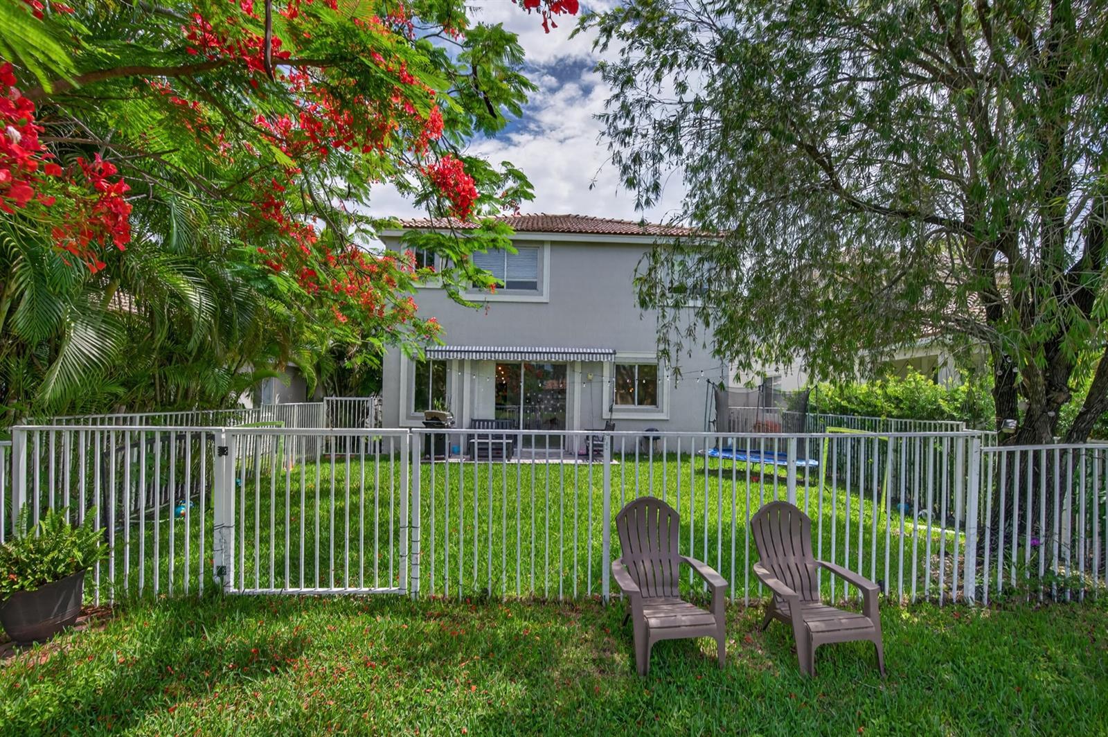 1374 Canary Island Drive, Weston FL 33327 photo 2