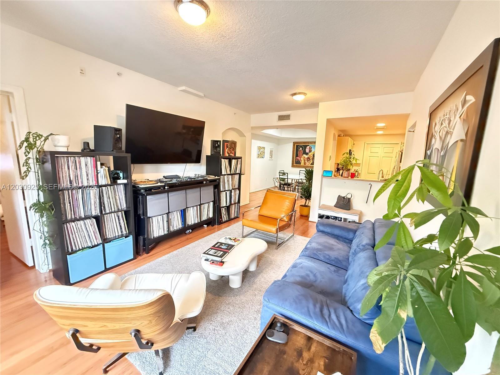 6630 NW 114th Ave # 1527, Doral FL 33178 photo 3