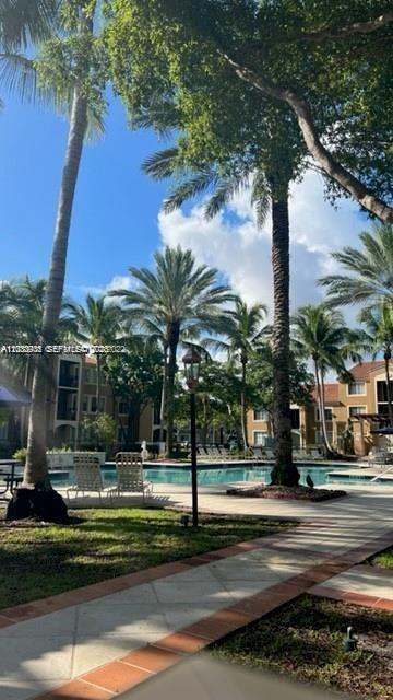 8020 N Nob Hill Rd # 205, Tamarac FL 33321 photo 2