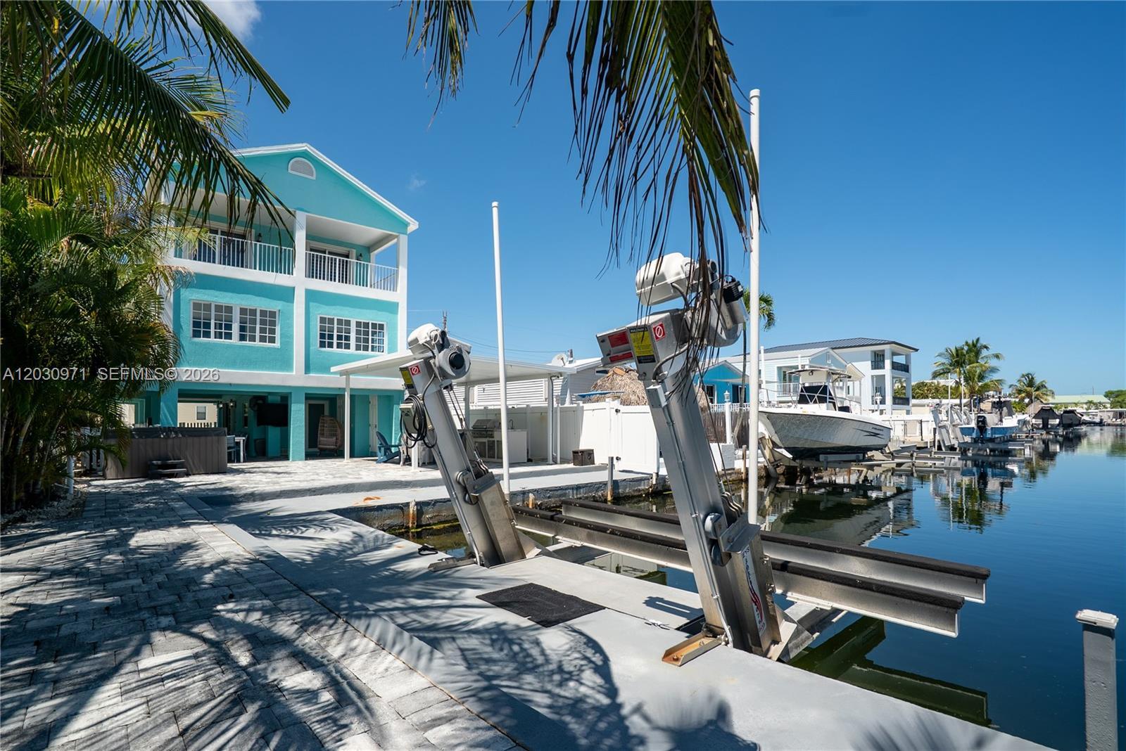 720 Boyd Dr, Key Largo FL 33037