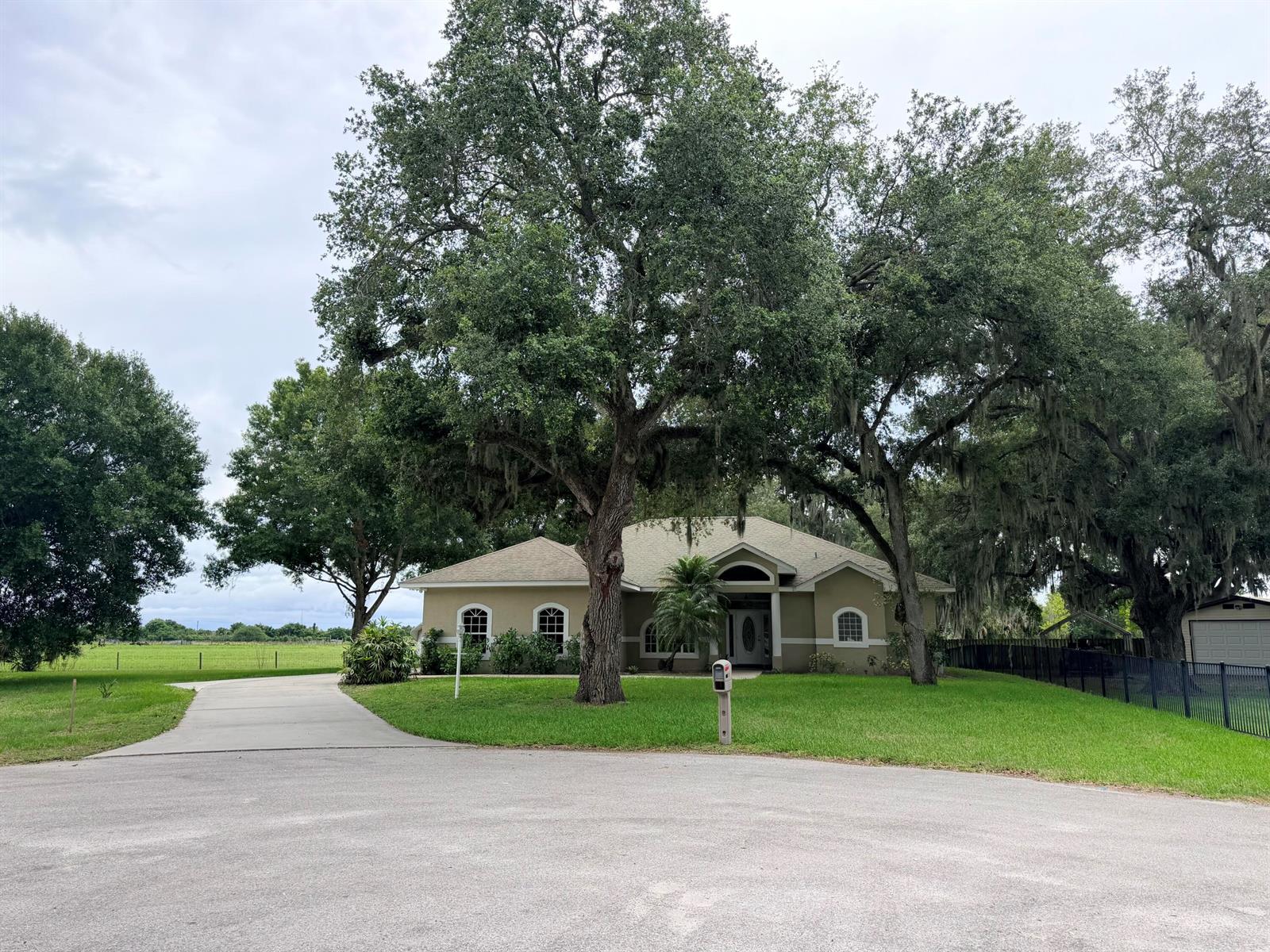 1206 SE 10th Street, Okeechobee FL 34974 photo 2