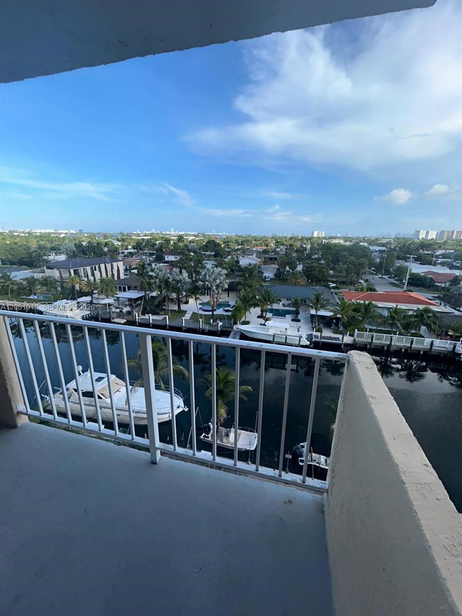 2350 NE 135th St # 706, North Miami FL 33181 photo 3