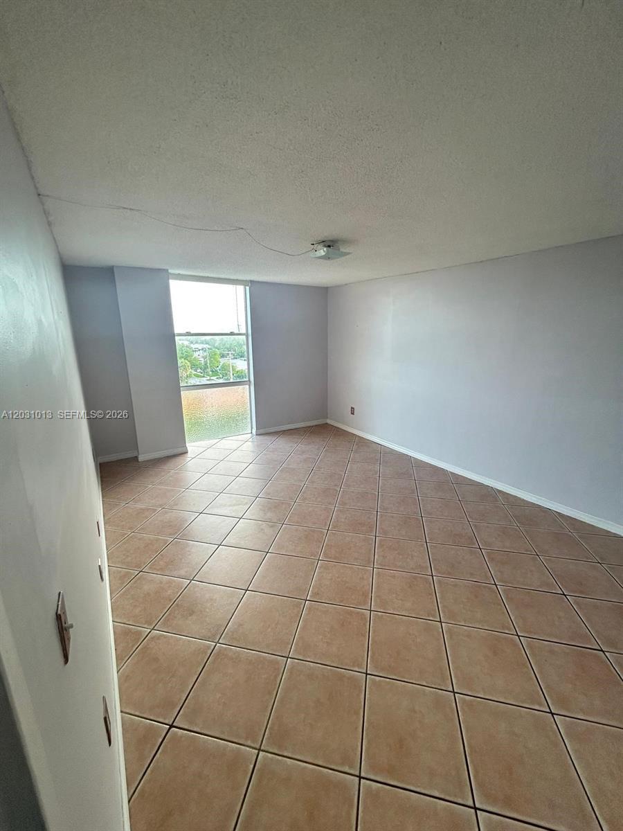 2350 NE 135th St # 706, North Miami FL 33181 photo 5