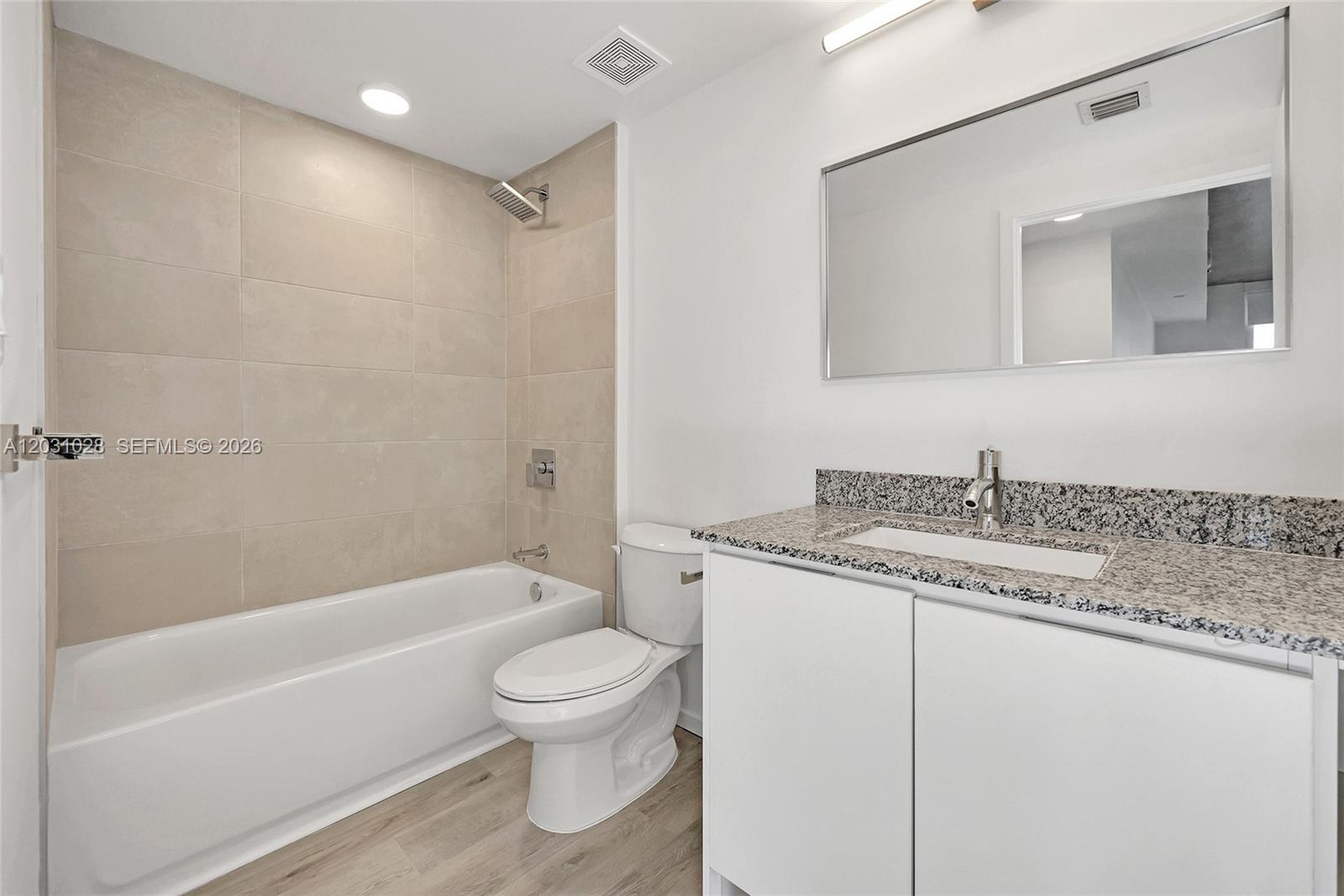 475 NE 125th # 504, North Miami FL 33161 photo 3