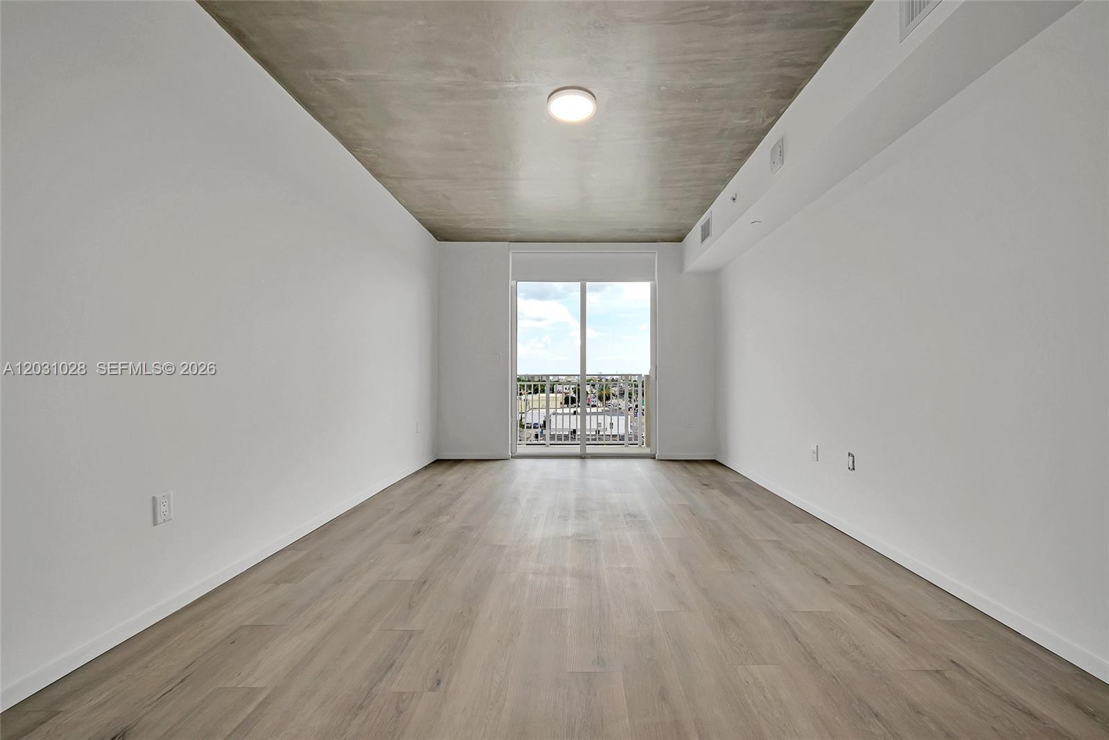 475 NE 125th # 504, North Miami FL 33161 photo 4