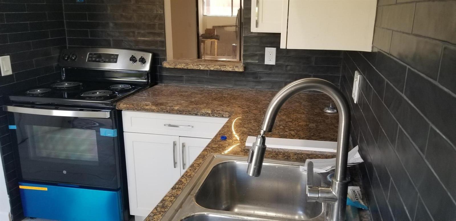 139 Sparrow Drive # 3g, Royal Palm Beach FL 33411