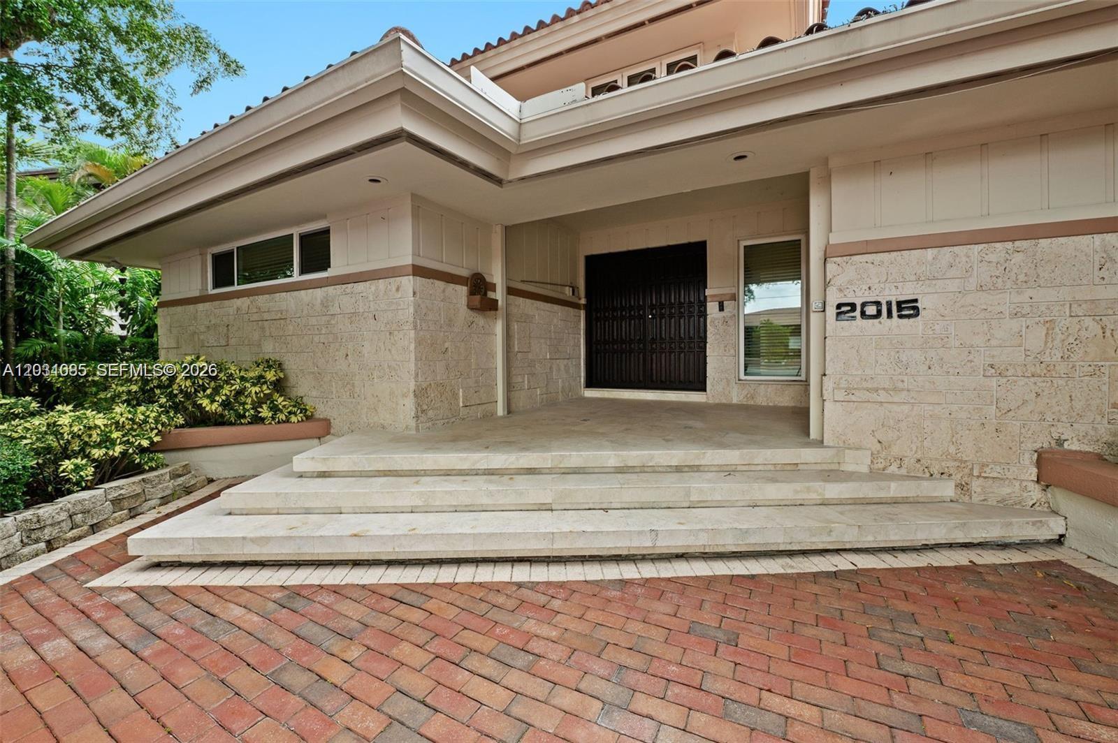2015 NE 120th Rd, North Miami FL 33181 photo 5