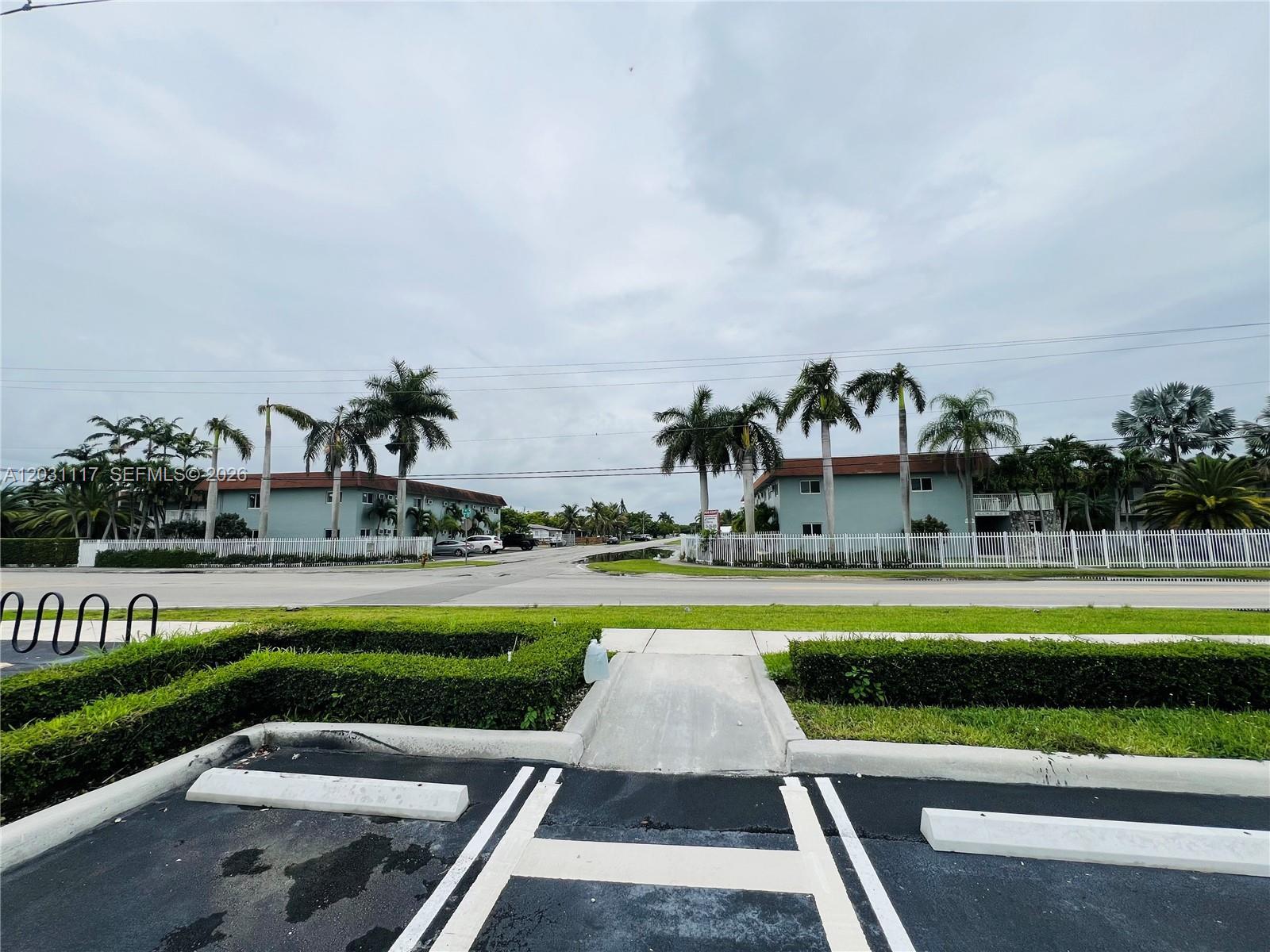 900 NE 18th Ave # 11, Homestead FL 33033