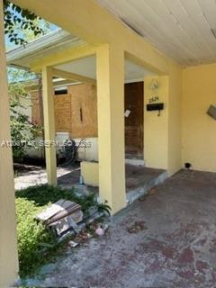 2824 SW 9th St, Fort Lauderdale FL 33312 photo 4