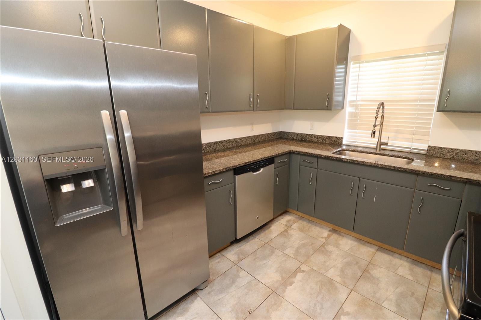 609 NE 28th St # 1, Wilton Manors FL 33334 photo 3