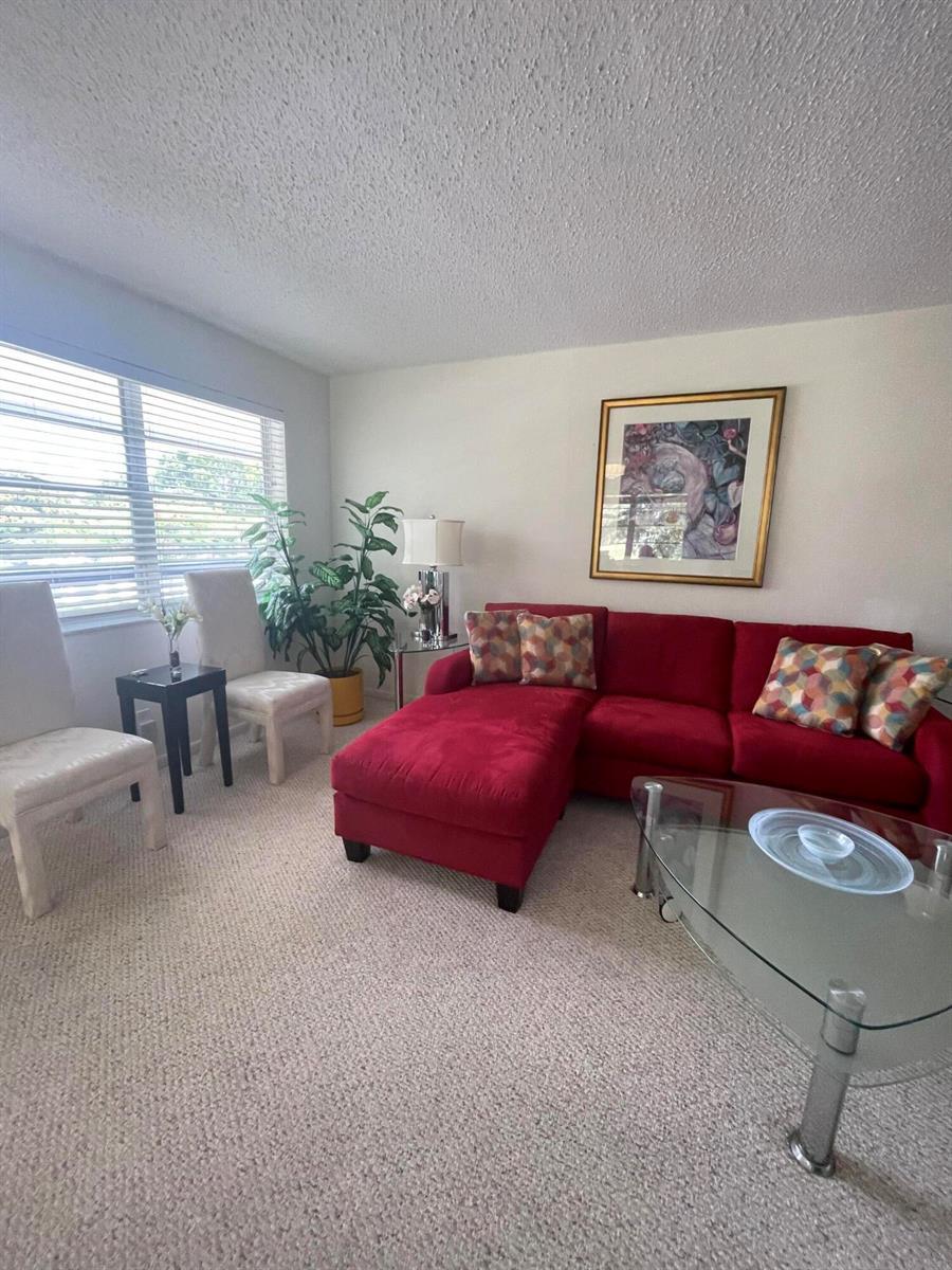 40 Keswick # 40, Deerfield Beach FL 33442 photo 2