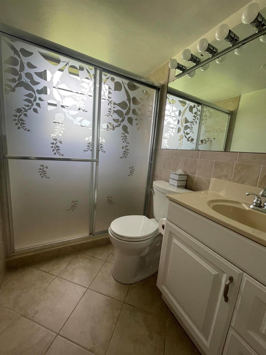 40 Keswick # 40, Deerfield Beach FL 33442 photo 3