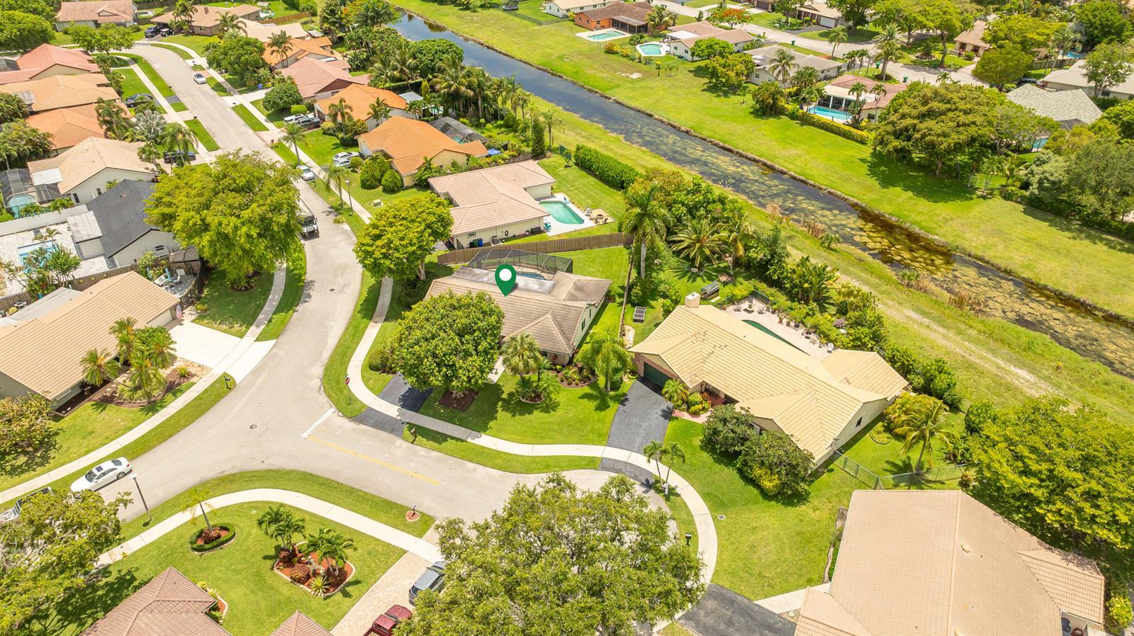 1933 NW 80th Lane, Margate FL 33063 photo 3