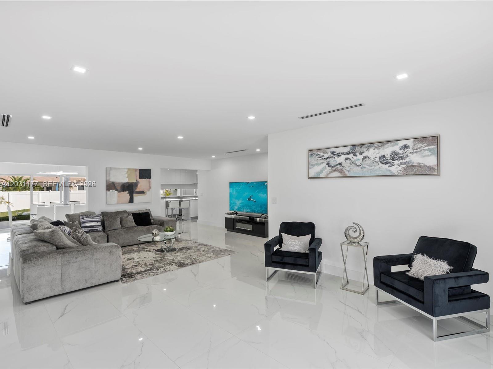 4901 Grant St, Hollywood FL 33021 photo 3