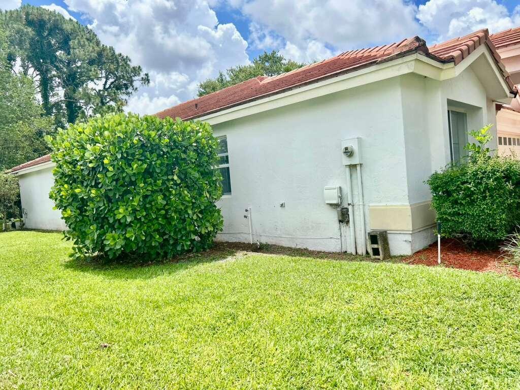 1796 S Club Drive, Wellington FL 33414 photo 4