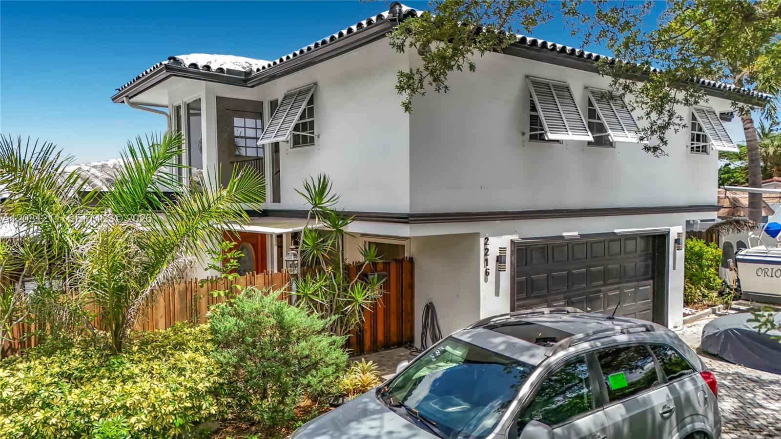 2216 NE 18th Ave, Wilton Manors FL 33305 photo 4