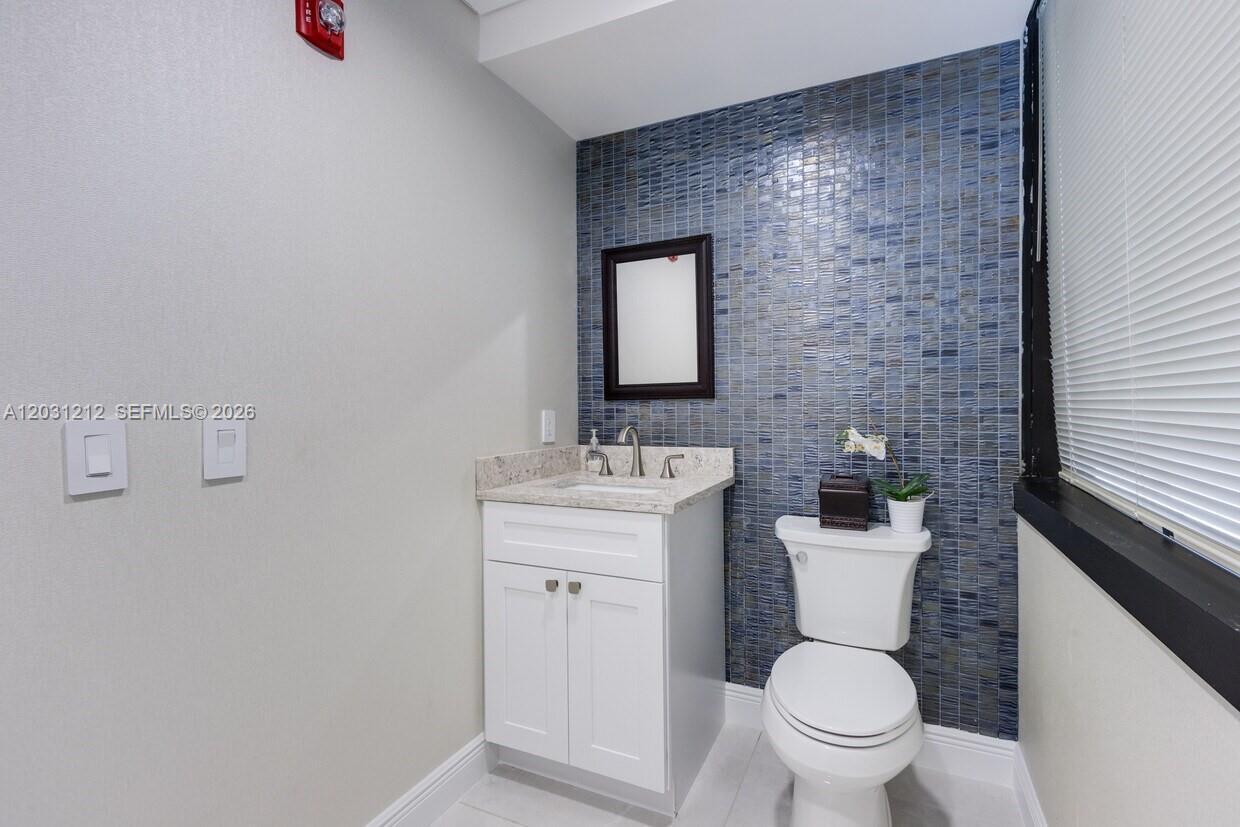 200 S Andrews Ave # 303, Fort Lauderdale FL 33301 photo 3