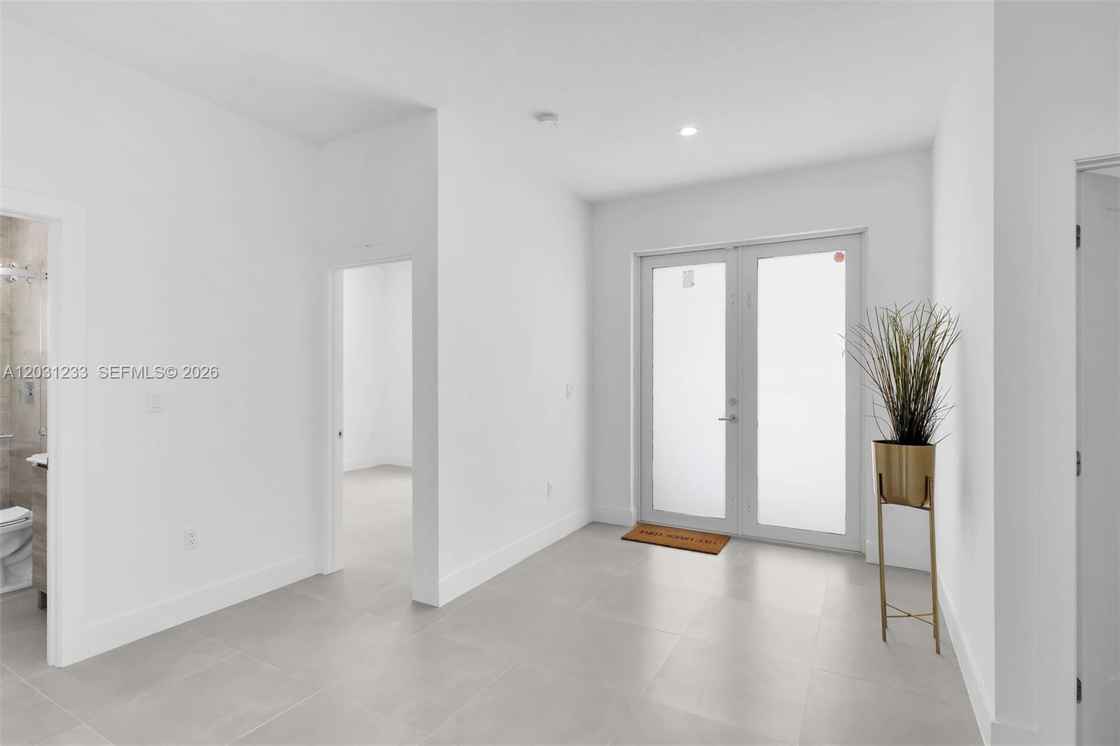 21 Tina Pl, Key Largo FL 33037 photo 2