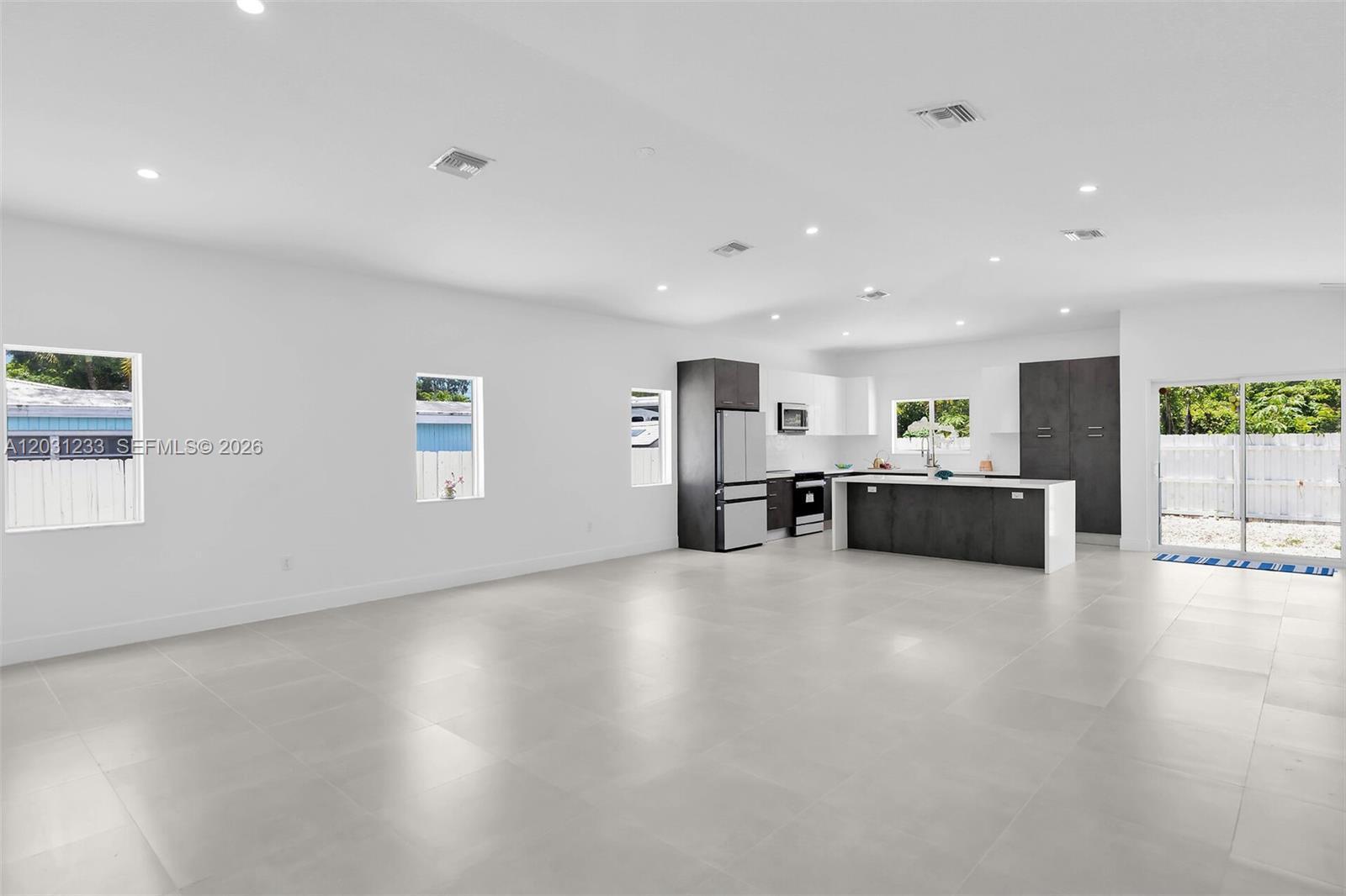 21 Tina Pl, Key Largo FL 33037 photo 3