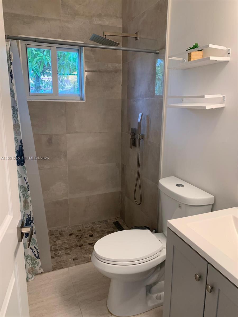 9975 NW 27th Ter # 2, Doral FL 33172 photo 4