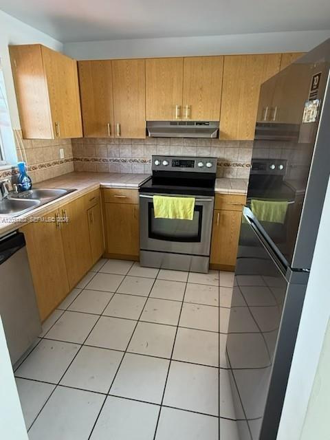 6175 W 20th Ave # 302, Hialeah FL 33012 photo 2
