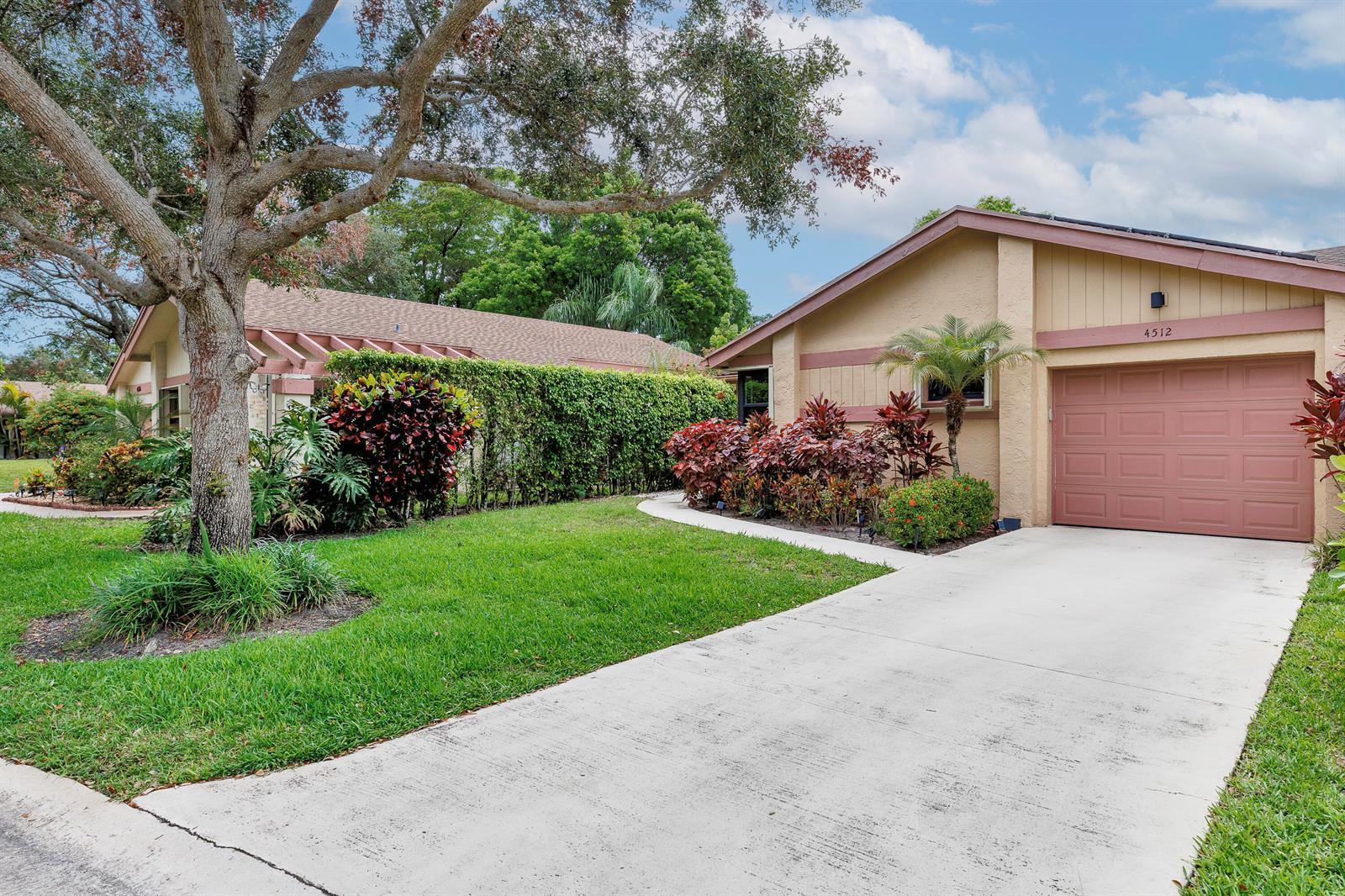 4512 Cordia Circle, Coconut Creek FL 33066 photo 3