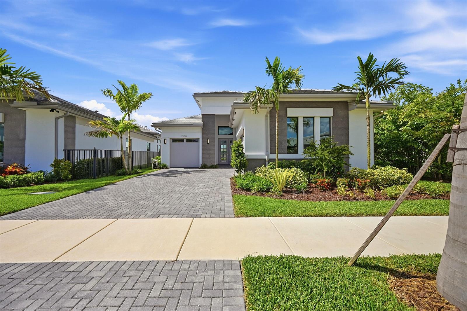 13128 Feathering Way, Palm Beach Gardens FL 33412